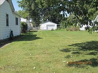 4th image of 838 S Holmes Ave