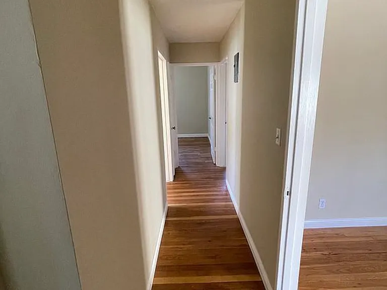 620 Grant Ave — Photo 3