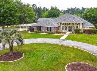 30011 Red Mill Dr, Lacombe, LA 70445