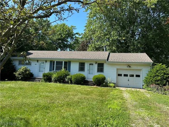 5655 Middle Ridge Rd, Madison, OH 44057