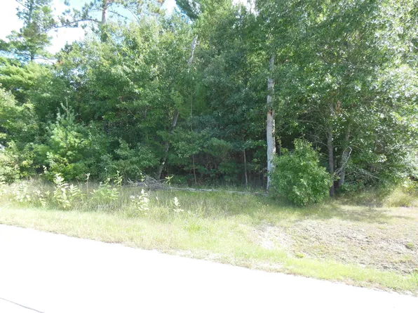 4906 N Clare Ave, Harrison, MI 48625