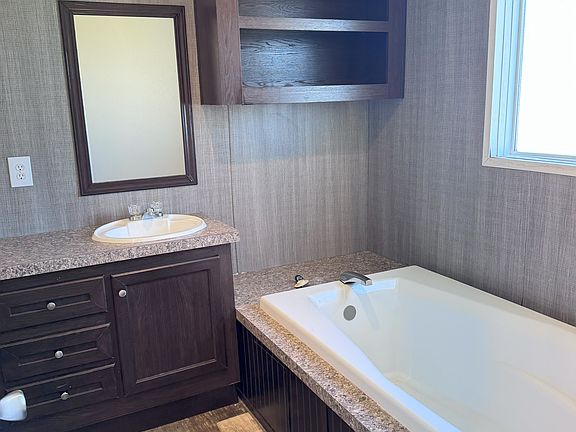 4th image of 5595 Highway 90 E #110