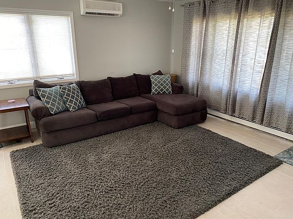 2nd image of 3130 Union Blvd