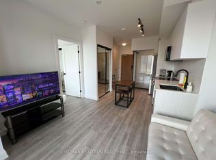 2369 Danforth Ave #711, Toronto, ON M4C 0B1