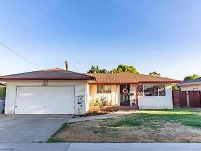 1185 E Barstow Ave, Fresno, CA, 93710