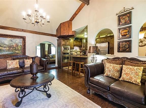 5th image of 3328 Wayland Dr