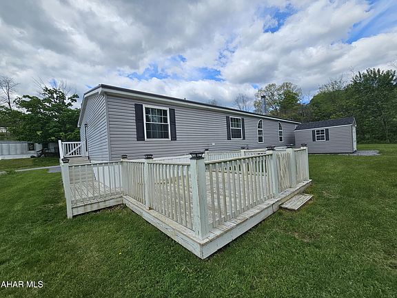 4th image of 278 Cambridge Dr