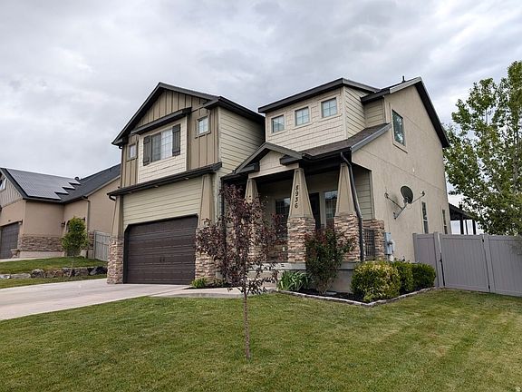 3rd image of 8936 N Barton Creek Dr