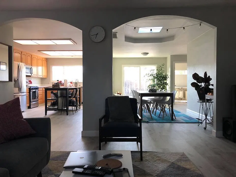 3191 Cecil Ave — Photo 3