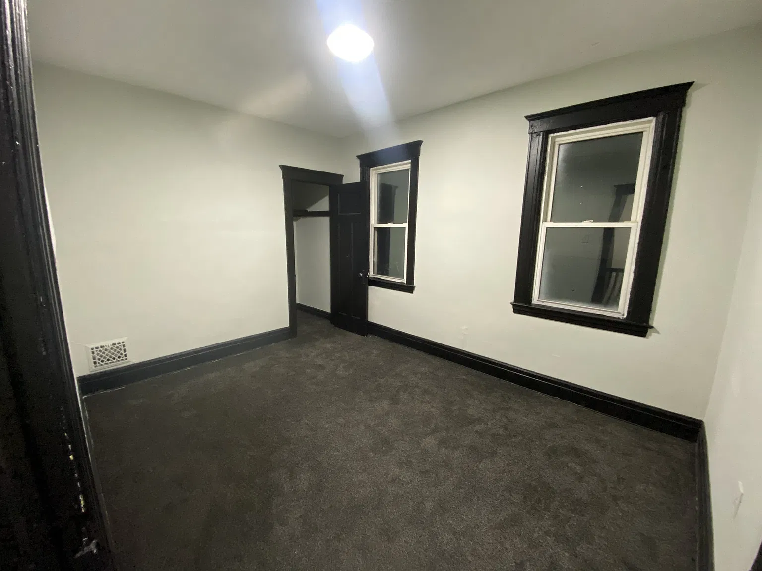 3 bed, 1400 sqft, $1,250 — Photo 4