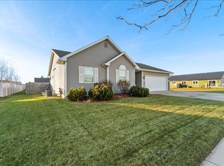 2514 Risch Ln, Manitowoc, WI 54220