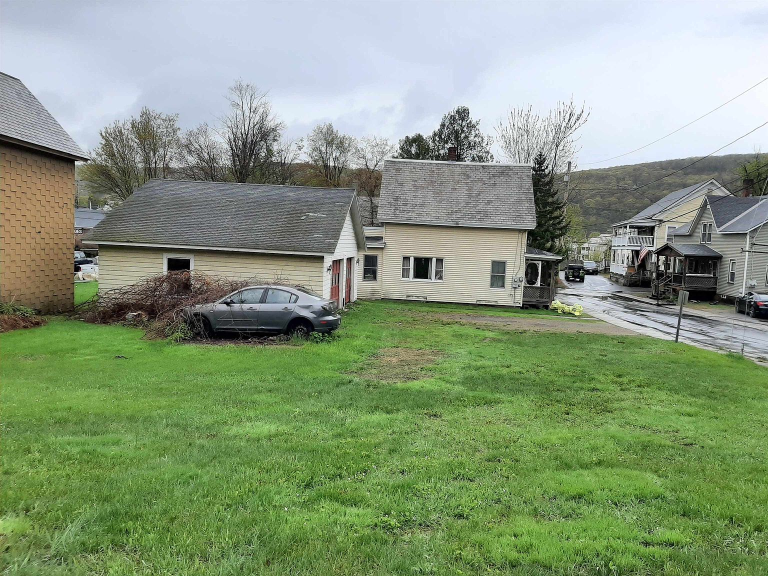 14 Vine Street, North Walpole, NH 03609 Zillow