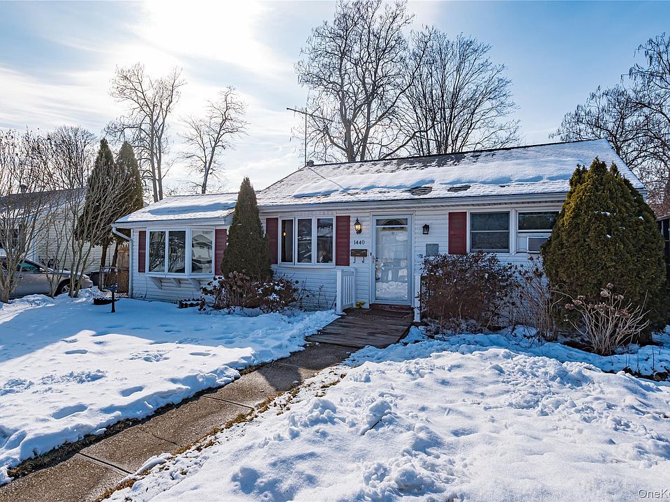 1st image of 1440 Lombardy Boulevard