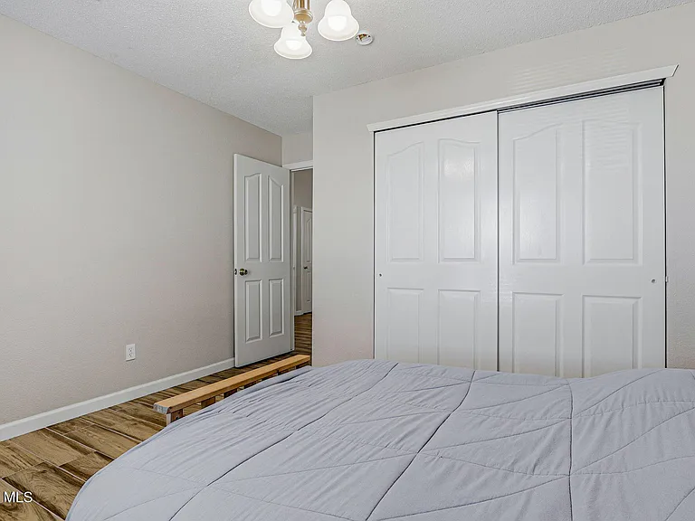 12928 Alfredo Apodaca — Photo 21