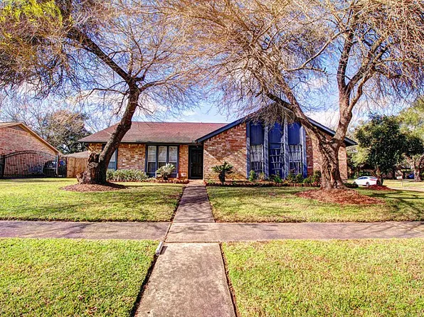 2702 Cotton Stock Dr, Sugar Land, TX 77479