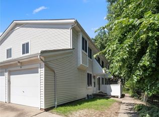 5424 Canyon Ct APT B, Willoughby, OH 44094