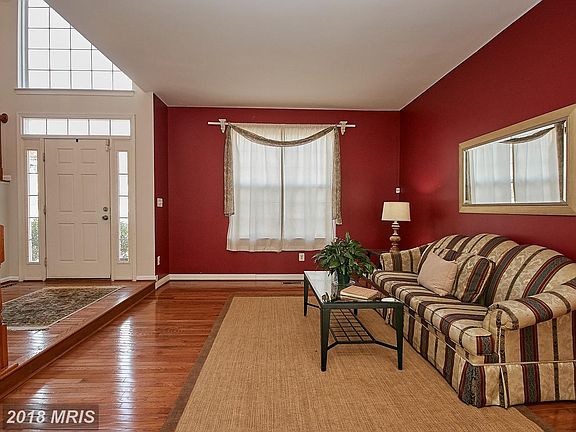 3rd image of 10480 Genna Ln