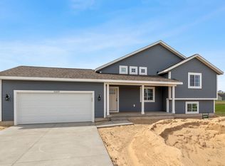 5229 Lilac Ln, Fremont, MI 49412