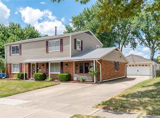 6863 Hubbard Dr, Dayton, OH 45424