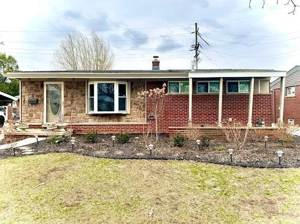 19325 Herrick St, Allen Park, MI 48101