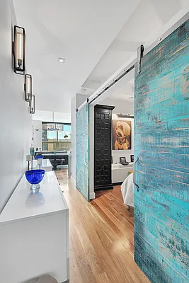 Sold by Modern Spaces | media 5