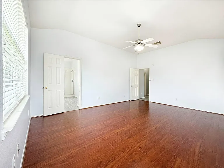 2910 Lemmingham Dr — Photo 23