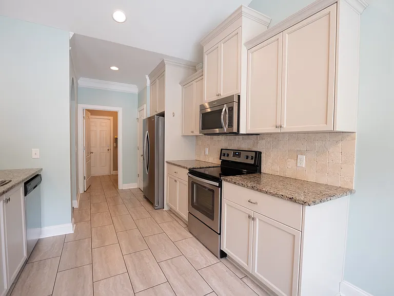 117 Laguna Way — Photo 17