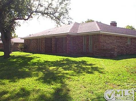 3rd image of 147 Naples Dr