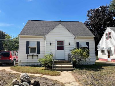 2811 E 4th St, Waterloo, IA, 50703