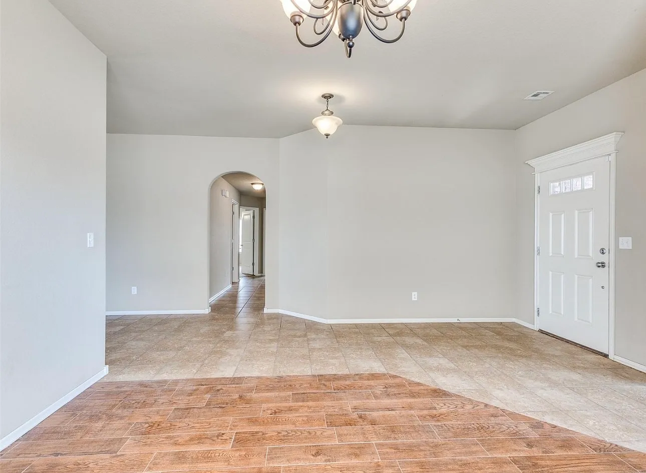 3 bed, 2764 sqft, $2,580 — Photo 4
