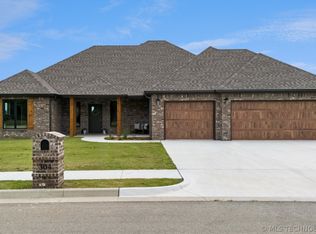 304 Barley Hill Rd, Bartlesville, OK 74006
