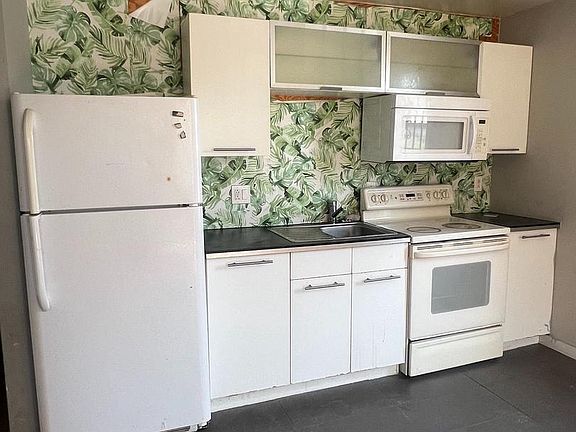 5th image of 1327 N 16th St