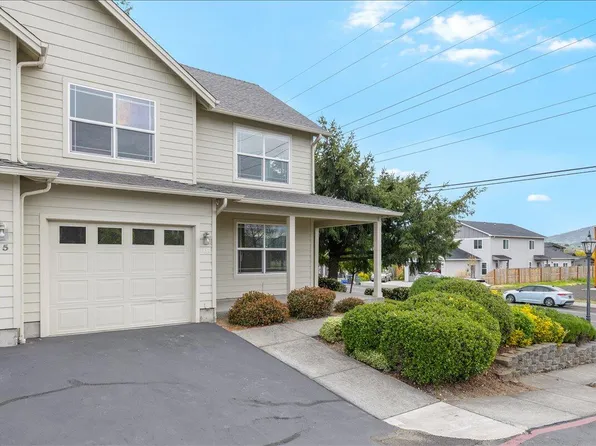 228 Talent Ave APT 16, Medford, OR 97540