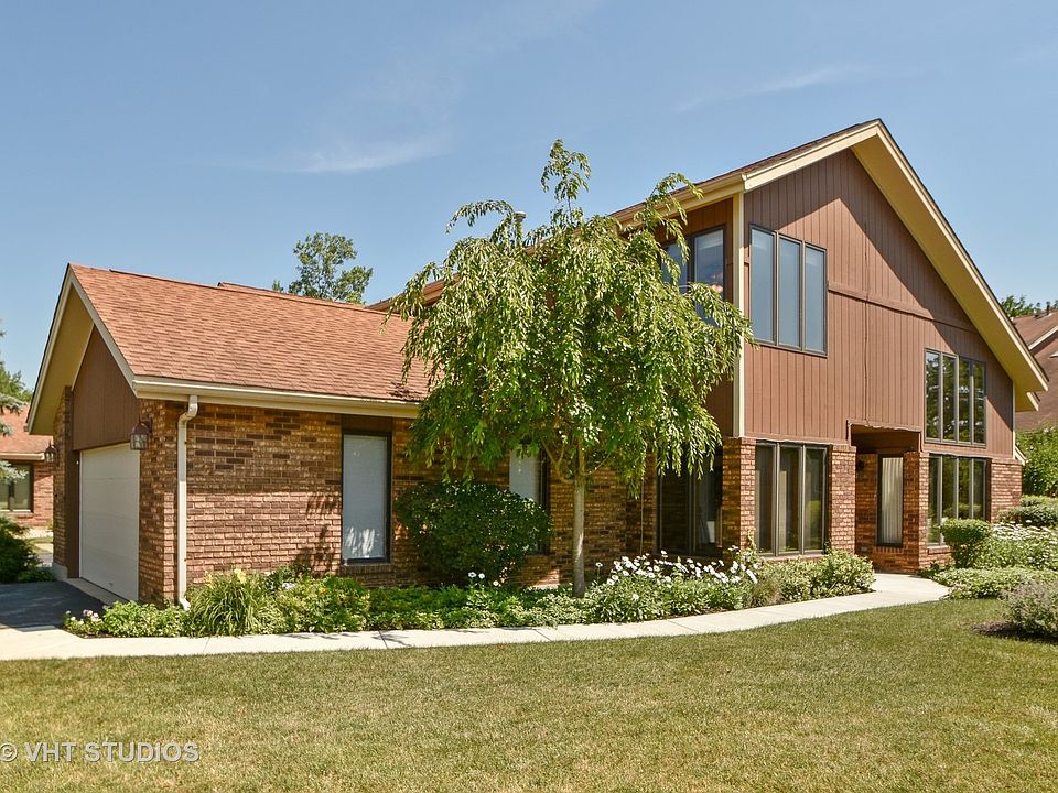 1st image of 3050 Candlewood Ct #2
