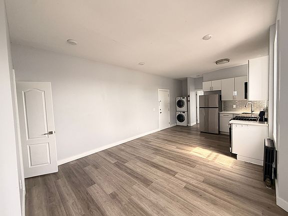 5th image of 5206 Bergenline Ave #18E
