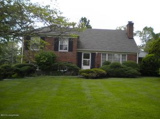 304 Old Farm Rd, Windy Hills, KY 40207