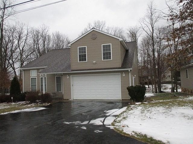 1st image of 225 Shady Lake Dr