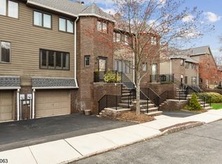 7 Village Green Ct, South Orange, NJ 07079