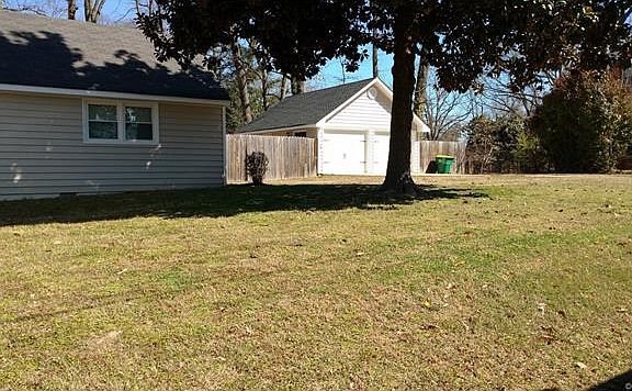 3rd image of 3419 Norton St