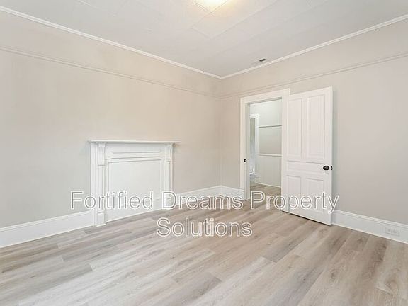 2nd image of 1200 E Green Dr APT A