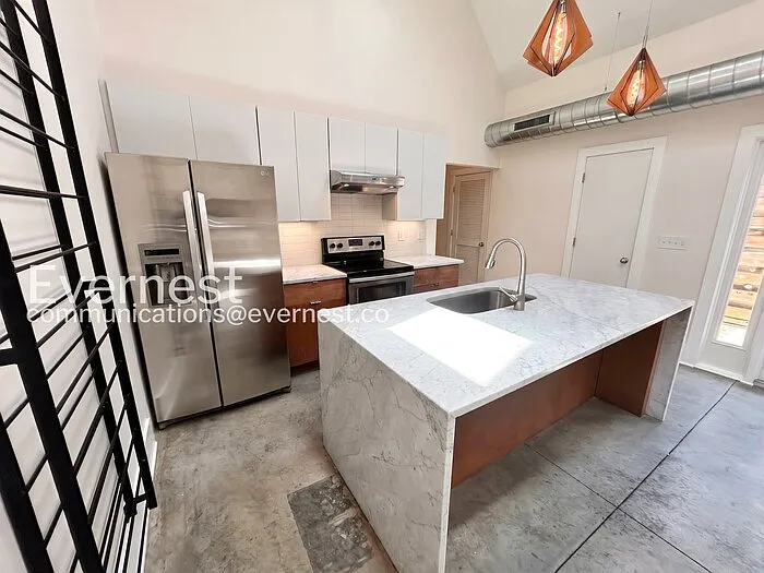 5210B Michigan Ave — Photo 8