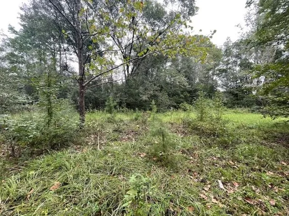 6757 Veterans Memorial Dr, Tallahassee, FL 32309