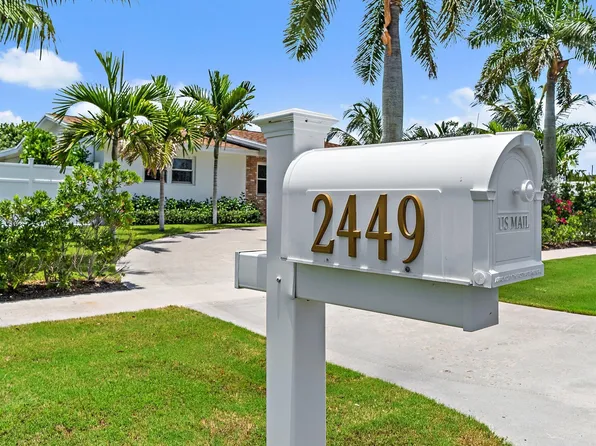 2449 Palm Road, West Palm Beach, FL 33406