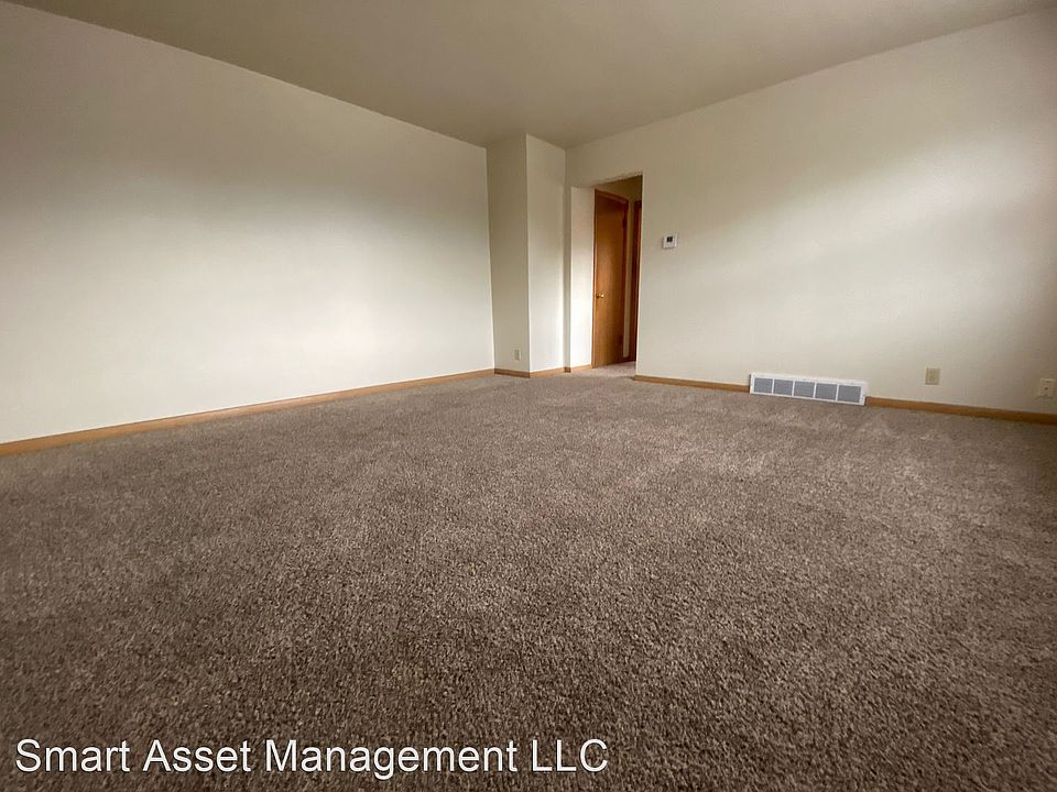1st image of 3416 W Highland Blvd #8947990