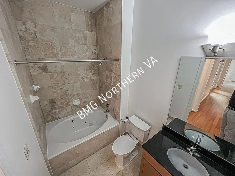 309 Holland Ln #105 — Photo 23