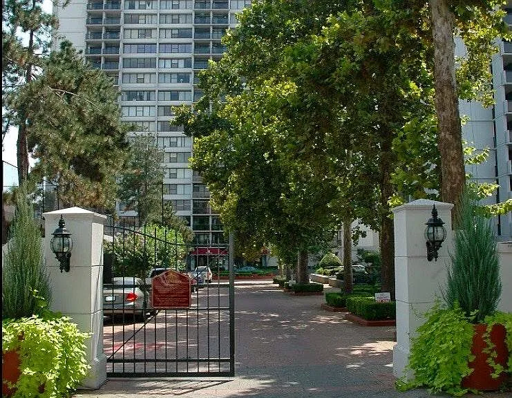 450 W 7th St S #401 — Photo 7