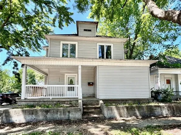 1022 S 18th St, Saint Joseph, MO 64507