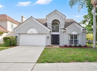 932 W Charing Cross Cir, Lake Mary, FL 32746