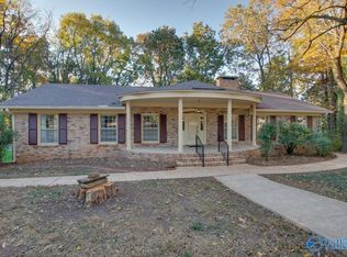 300 Sherwood Dr SE, Huntsville, AL 35802