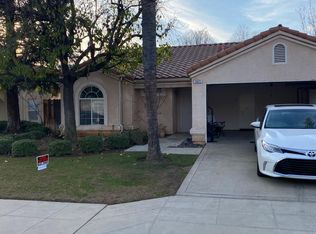 7477 N Hayston Ave, Fresno, CA